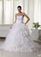 Luxurious Embroidery Feather Wedding Dress With Chapel Train Low Price