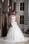 Unique Fabric Sweetheart Chapel Wedding Gowns With Appliques Low Price